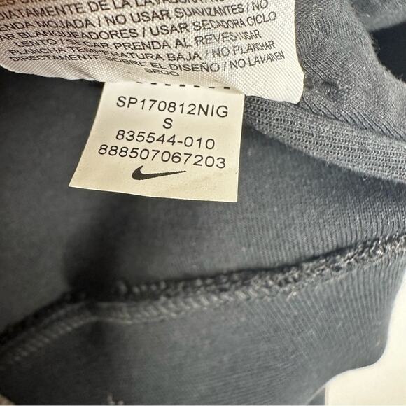 NEW Nike Tech Black Destroyer Jacket Full Zip Women's Small 835544-010 - Picture 11 of 12